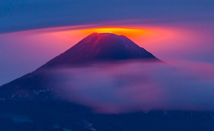 sunset eruption volcano photography by francisco negroni