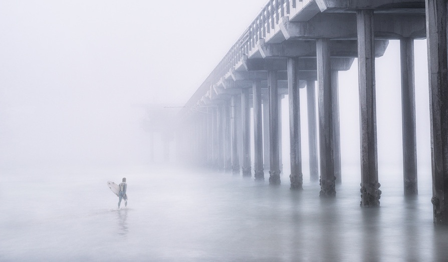 scripps pier fog photography by austin trigg