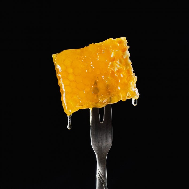 6 creative food photography ideas honeycomb by pavel sablya