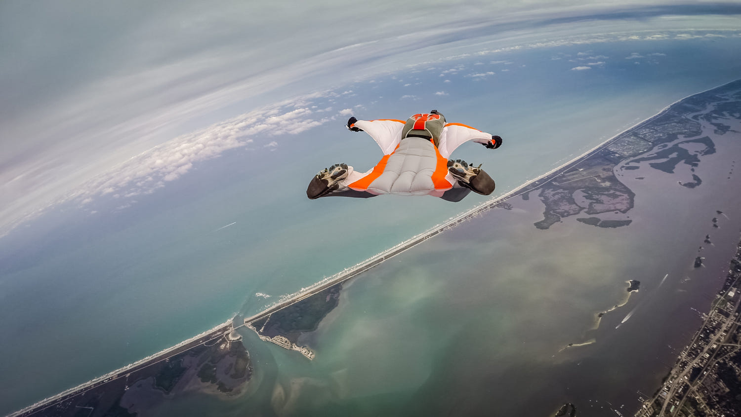 6 stunning photo flying shore by richard schneider