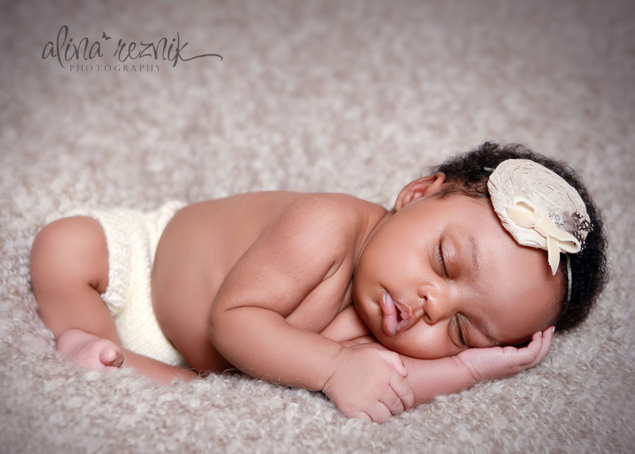 newborn photography by alina reznik -  2